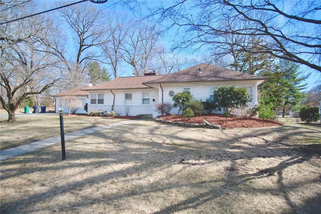 Property Photo:  154 Twin Oak Drive  RI 02889 