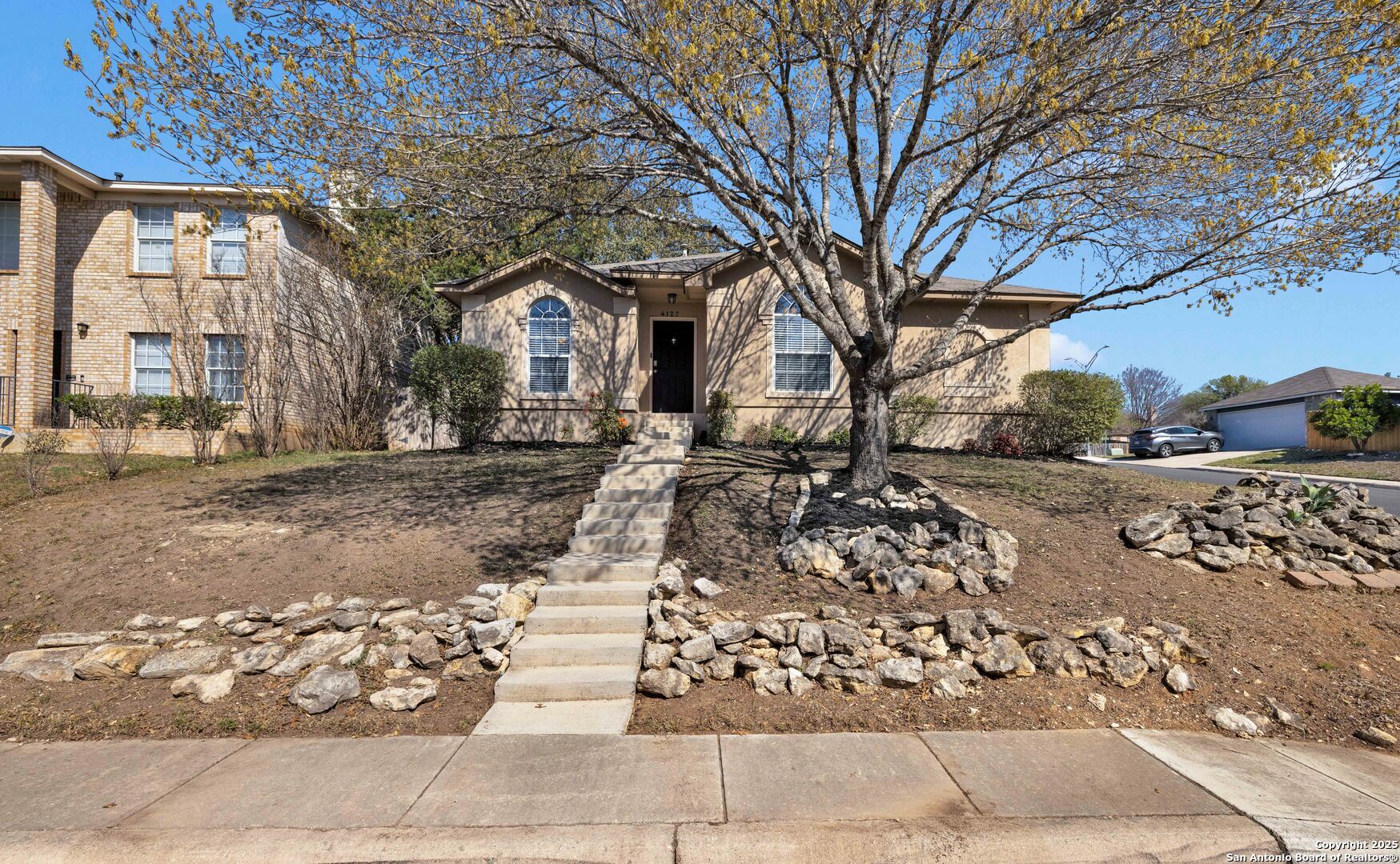 4127 Knollbluff  San Antonio TX 78247 photo