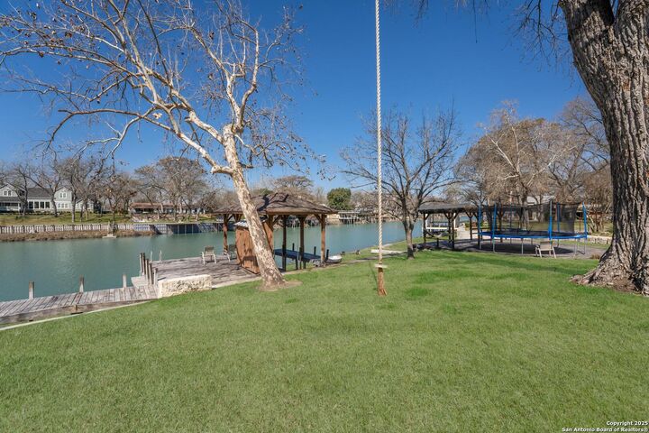 Property Photo: 232 Laguna Rio TX 78155