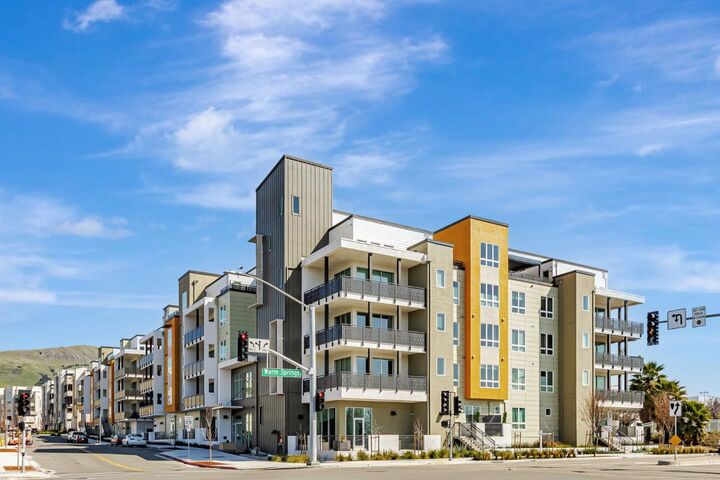 Property Photo: 2250 Kilowatt Way 214 CA 94539