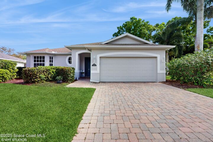 652 Hatteras Court SW  Vero Beach FL 32968 photo