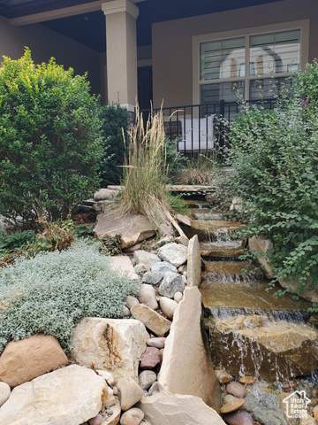 Property Photo: 69 W Grove Creek Cir N UT 84025