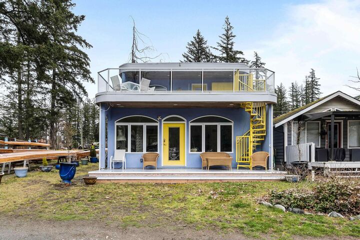 Property Photo: 106 First Avenue BC V2R 4Y4