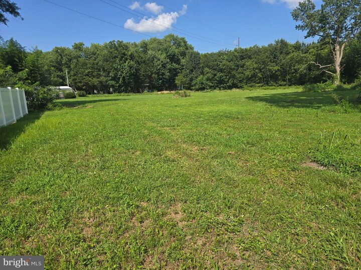 Property Photo: 7457 Market Street MD 21874