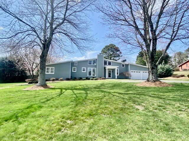 Property Photo: 805 Waugh Street GA 30720