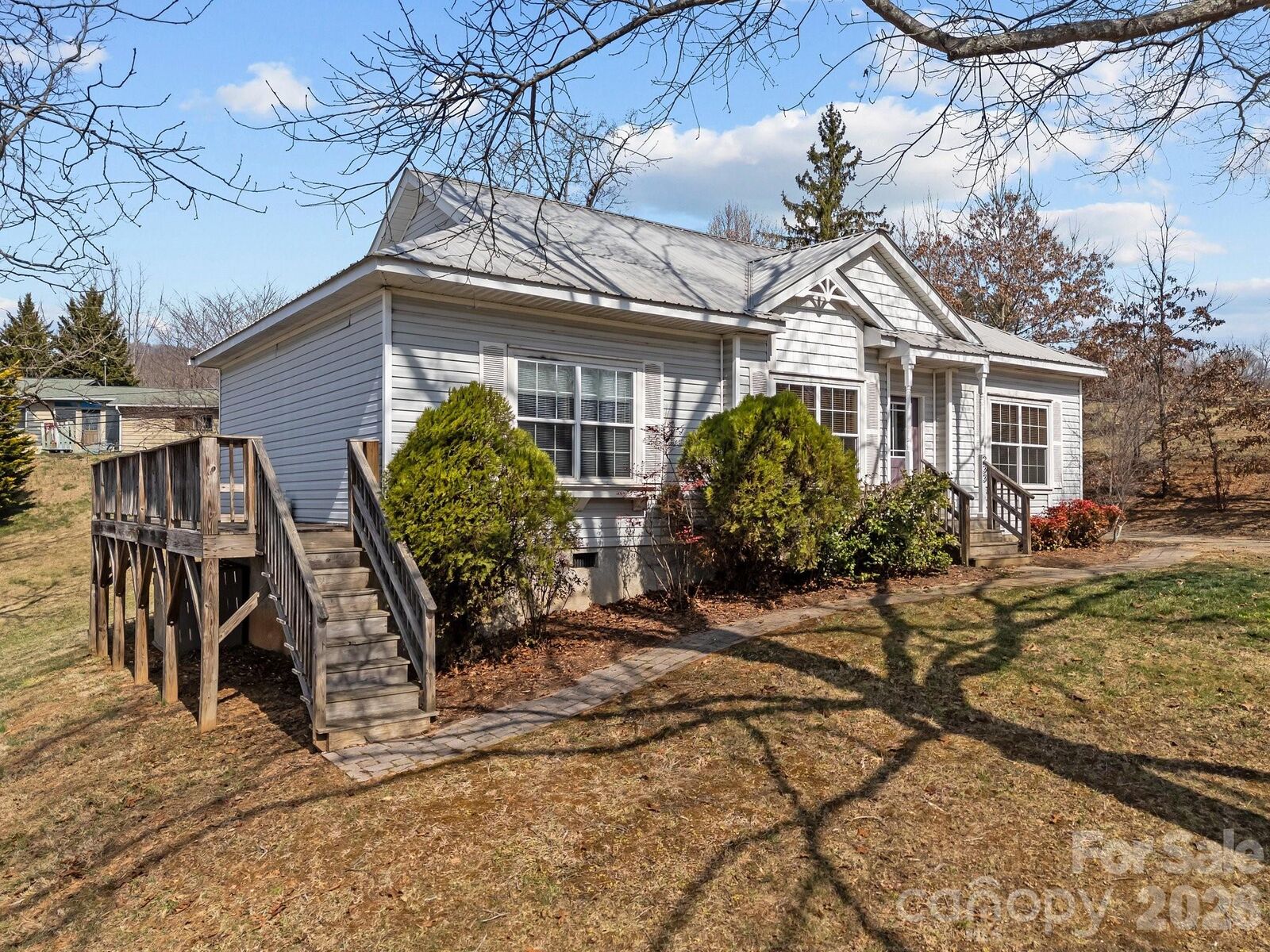 Property Photo:  233 Thompson Cove None  NC 28721 