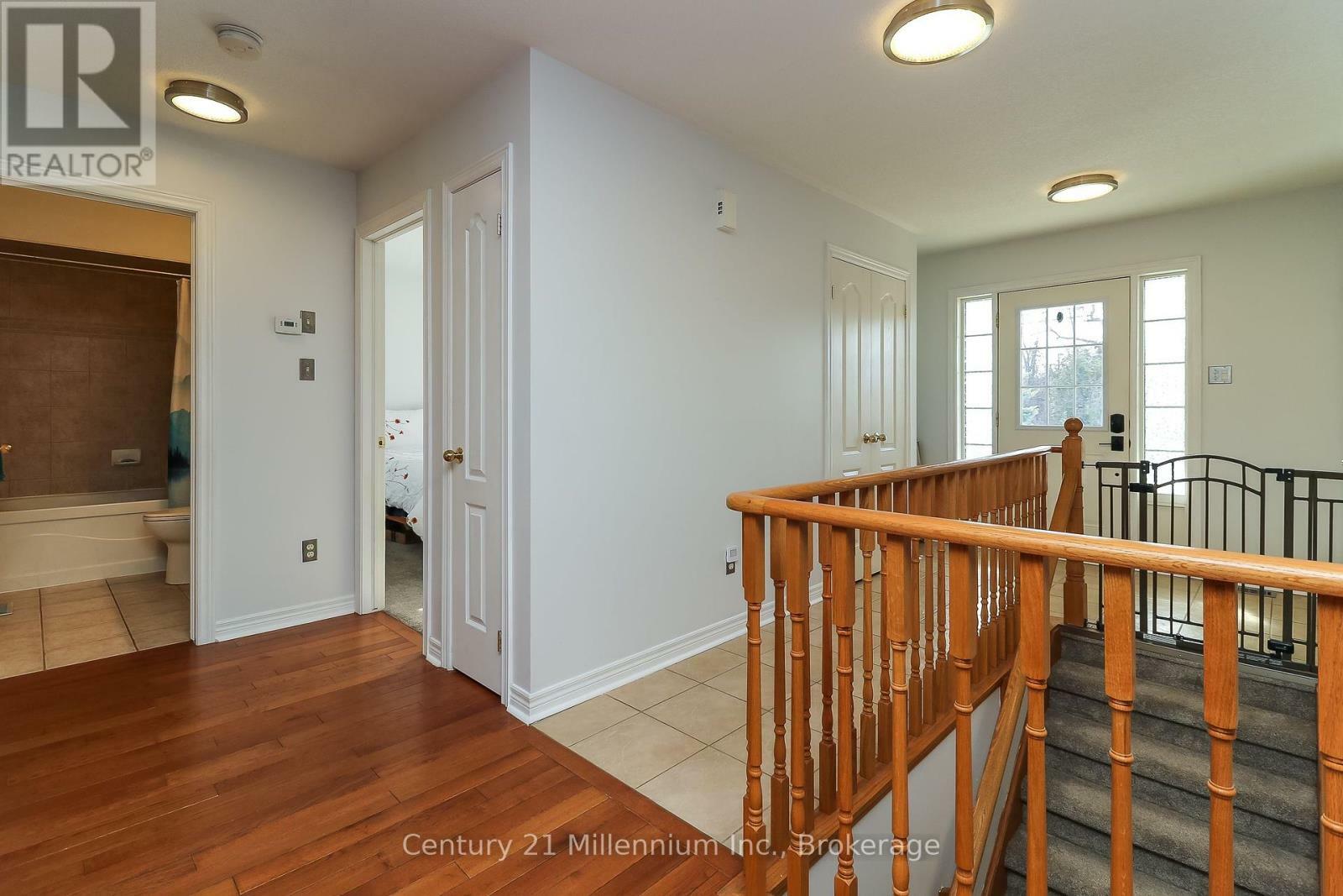 Photo de la propriété: 140 Constance Boulevard ON L9Z 2Y4