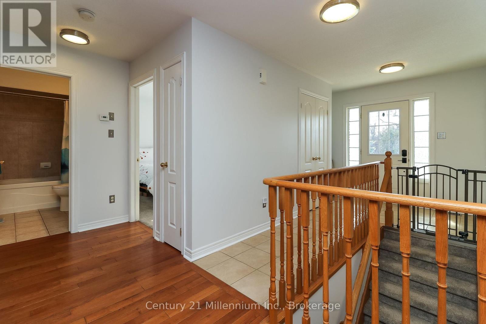 Photo de la propriété: 140 Constance Boulevard ON L9Z 2Y4