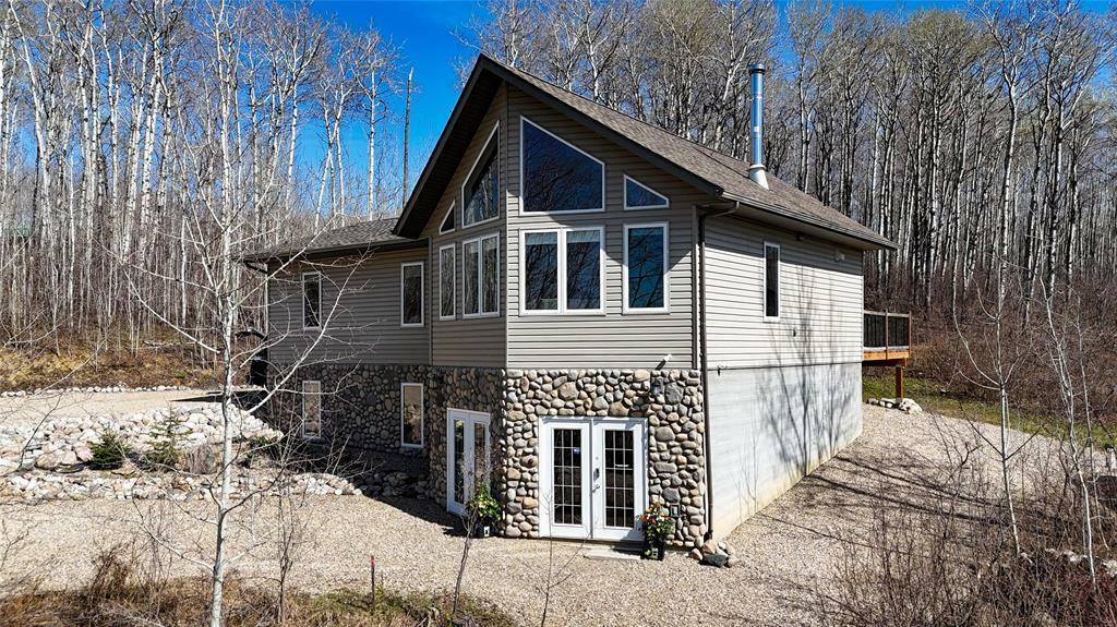 Property Photo: 486 Orion Drive MB R0J 1N0