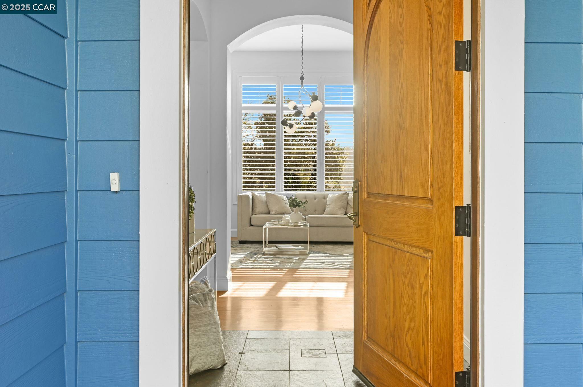 211 Park St  Martinez CA 94553 photo