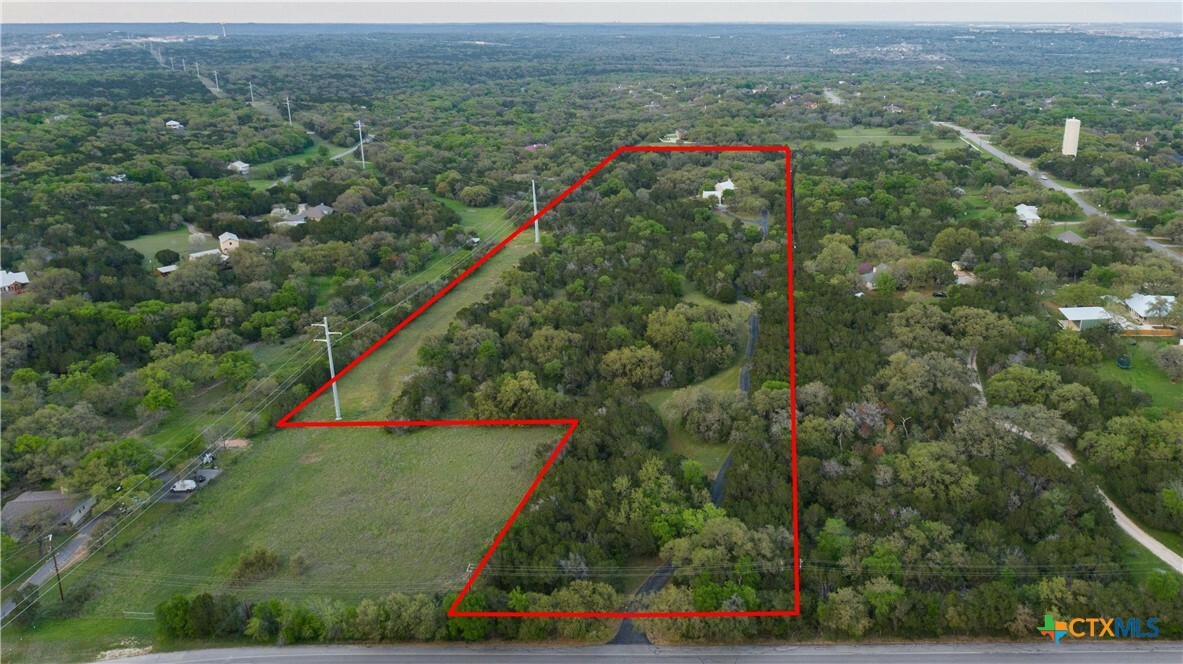 Property Photo: 1660 W McCarty Lane TX 78666