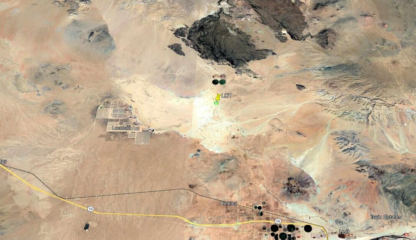 Property Photo:  Vic Orchard Rd &Amp Hinkley Rd  CA 92347 