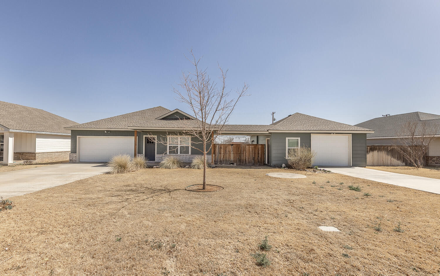 Property Photo: 1550 S 11th Street TX 79364