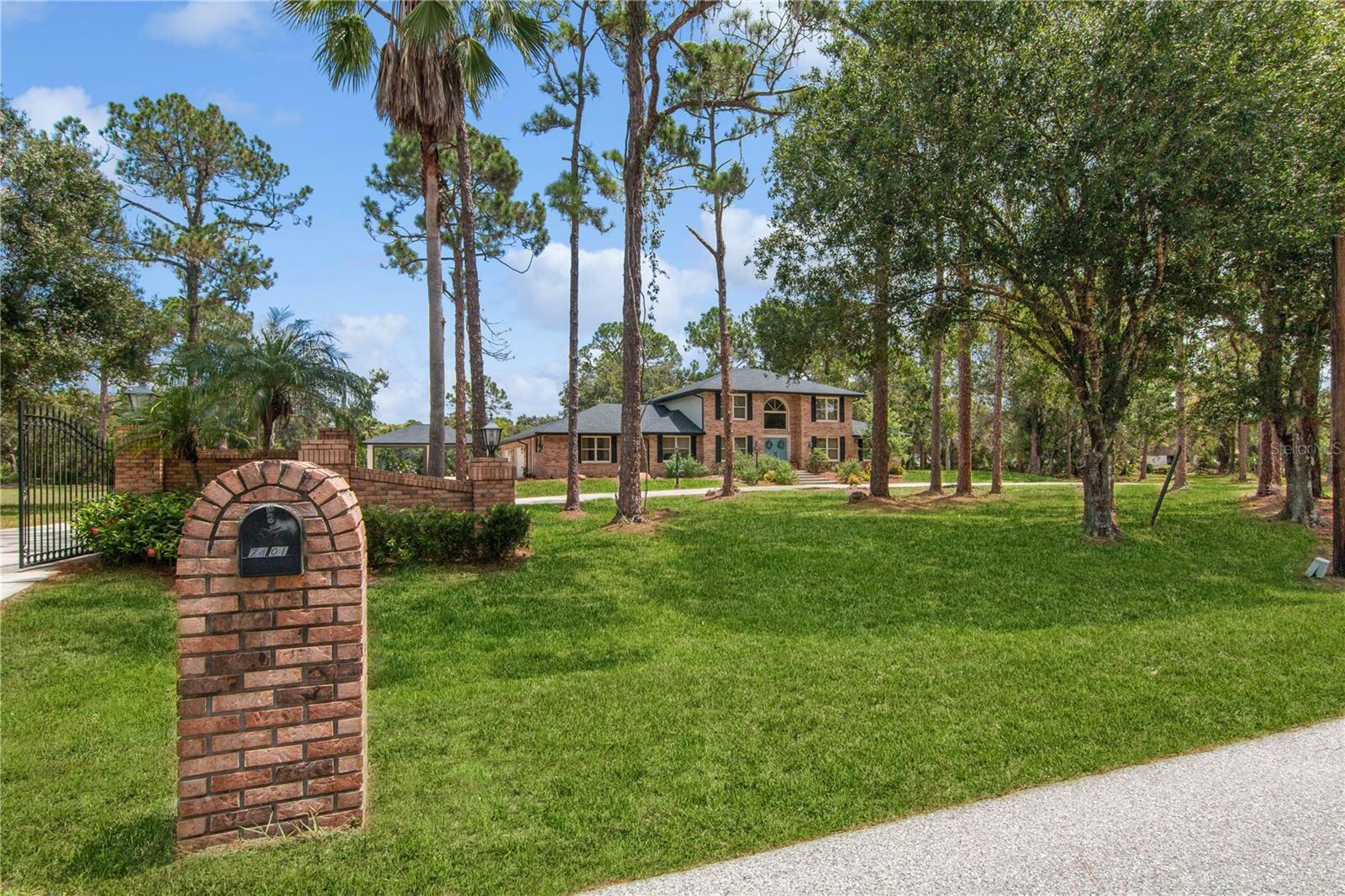 Property Photo:  7401 S Gator Creek Boulevard  FL 34241 