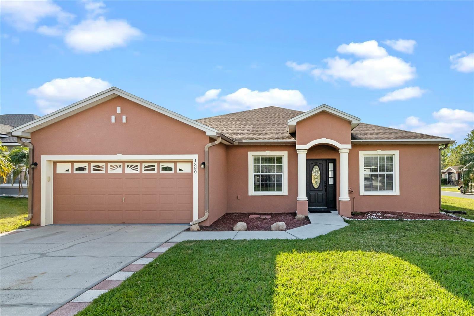 Property Photo:  1380 Normandy Heights Circle  FL 33880 