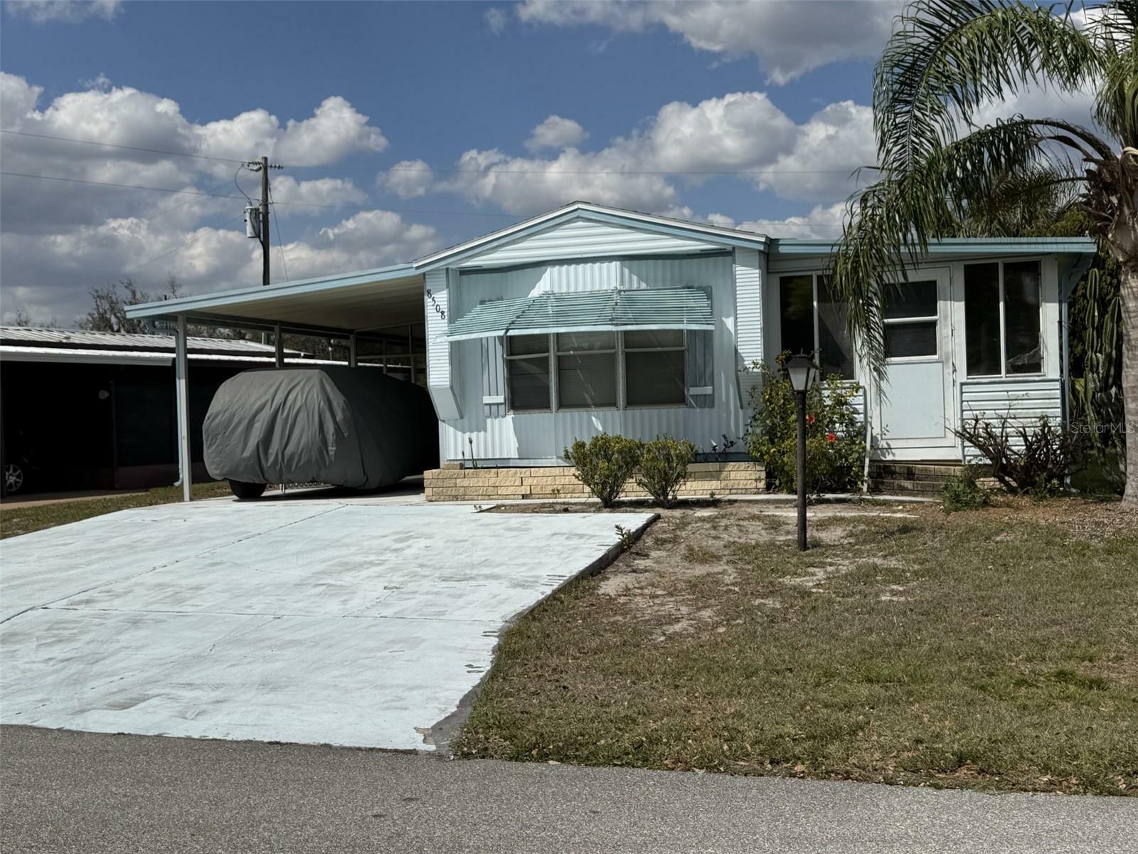 Property Photo:  8508 Breeze Hill Drive  FL 33898 