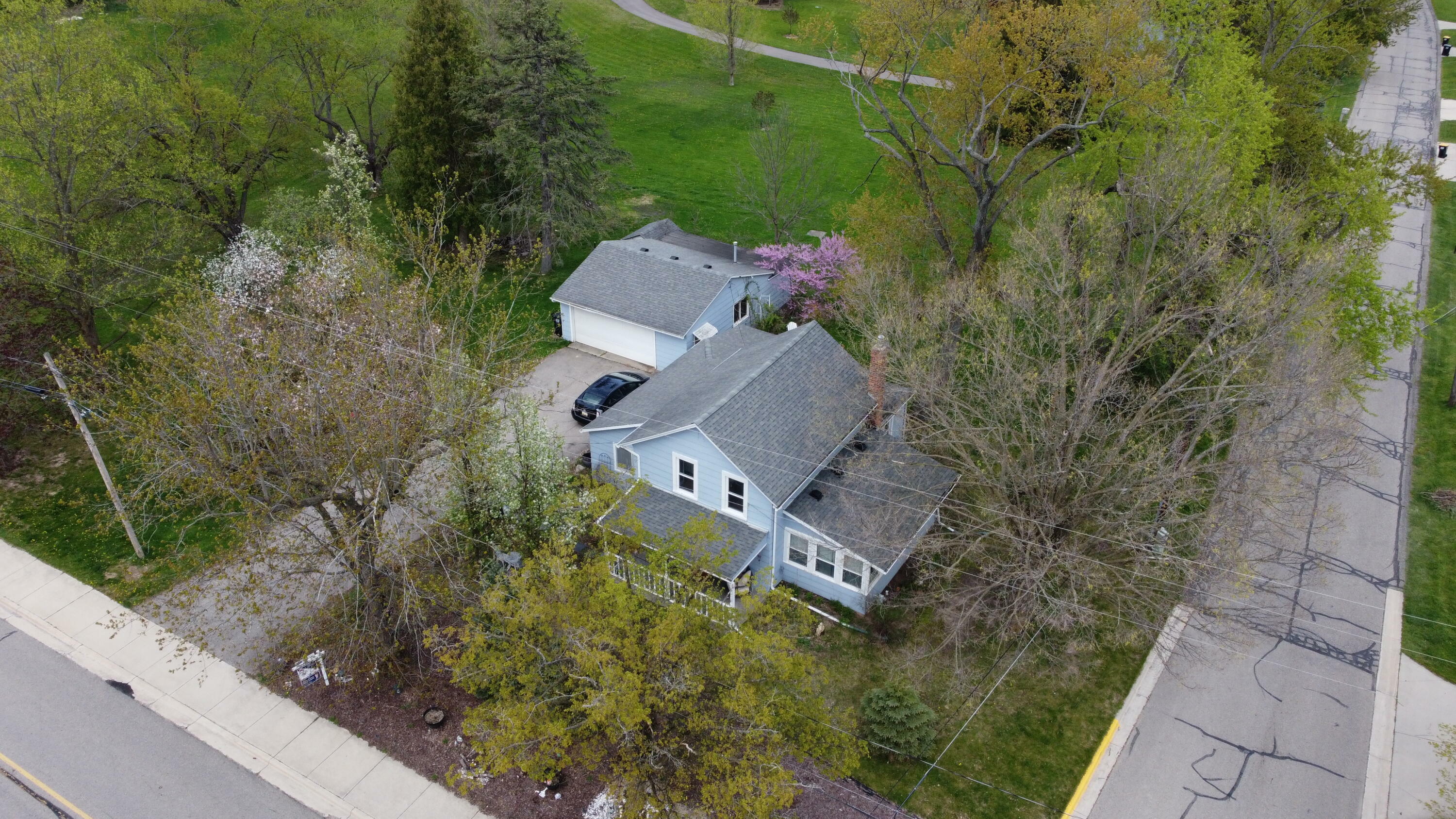 Property Photo: 123 Hibbard Street MI 48158