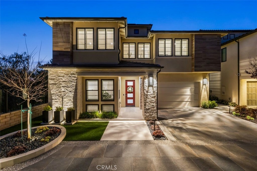 Property Photo: 13 Ponte CA 92630