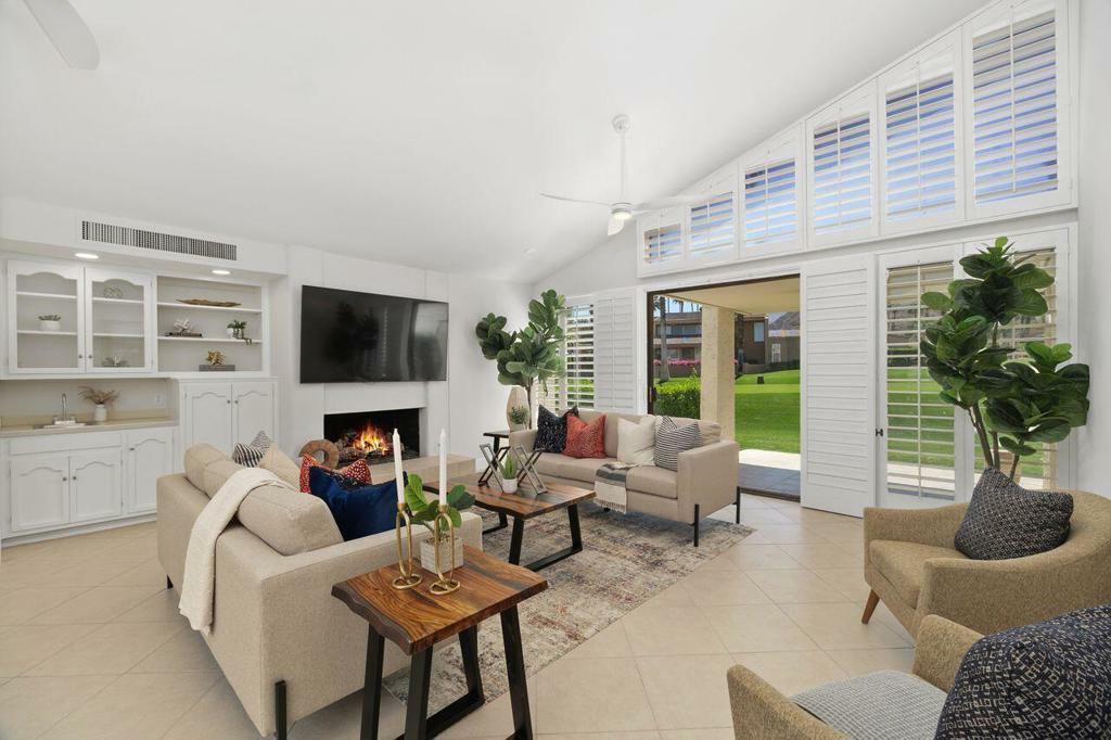 Property Photo: 73367 Oriole Court CA 92260