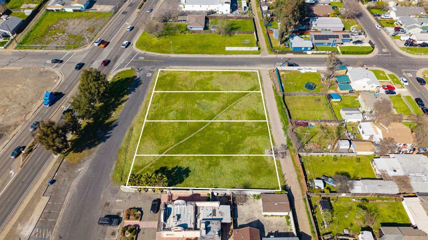 Property Photo: 3844 Willow Street CA 95838