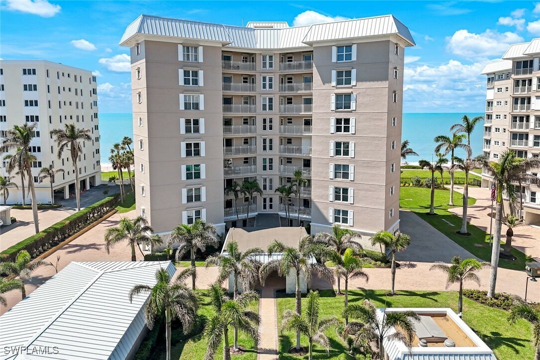 Property Photo: 2901 Gulf Shore Boulevard W 402S FL 34103