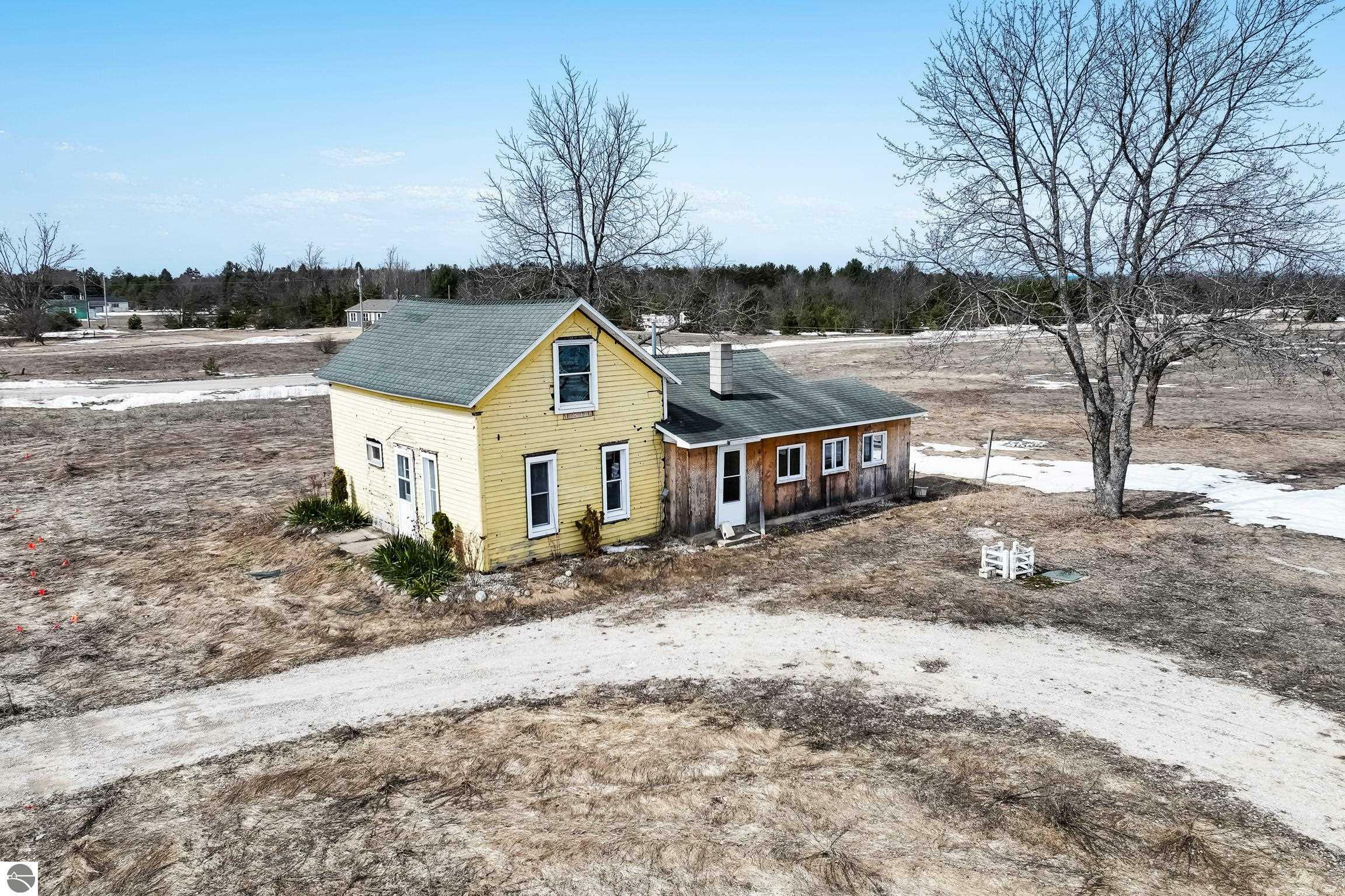 17140 Honor Highway  Interlochen MI 49643 photo