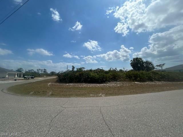 Property Photo: 131 Green Oak Park FL 33947