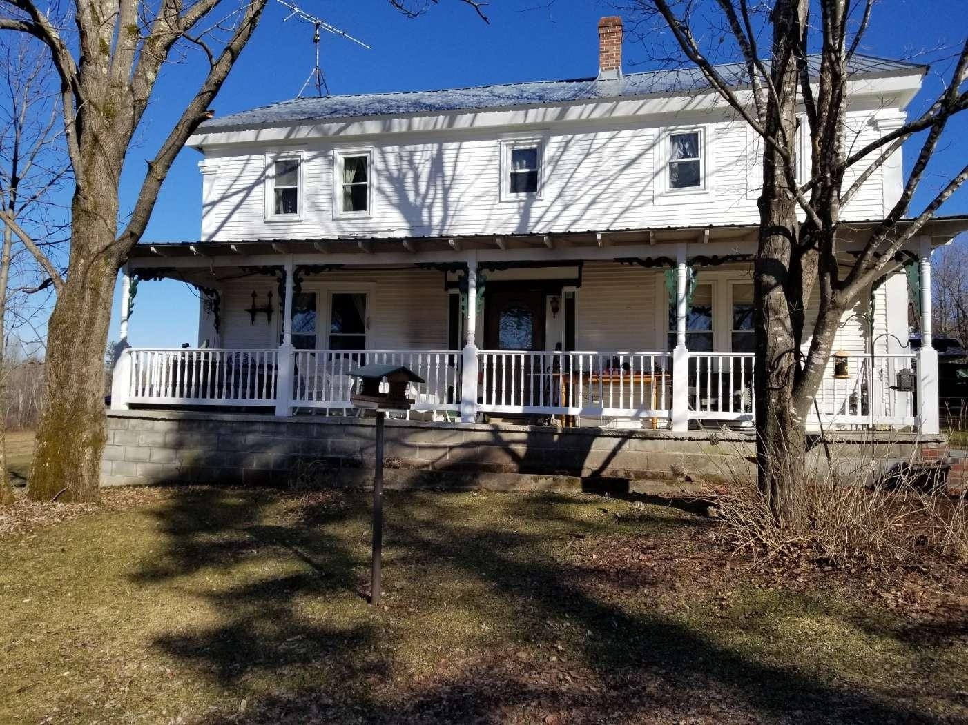 Property Photo:  2223 Quaker Street  VT 05443 