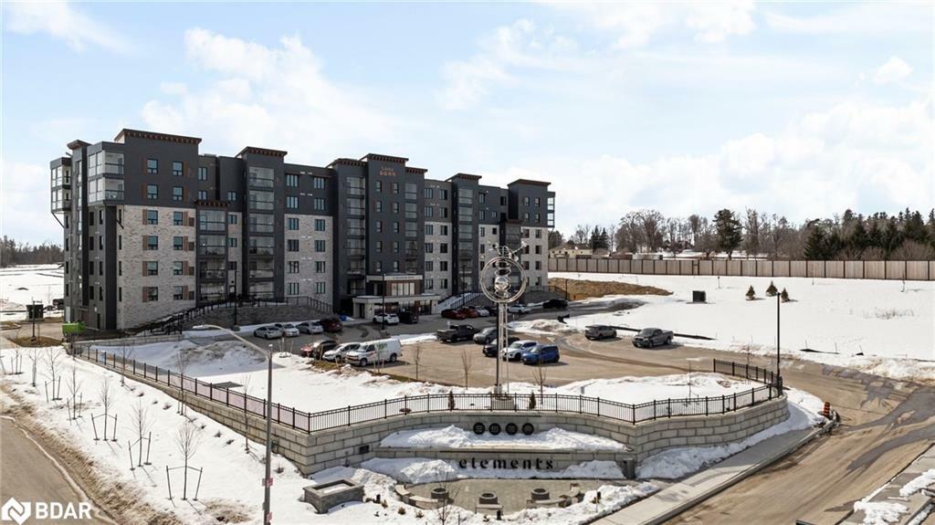 15 Kneeshaw Drive 410  Barrie ON L9J 0J8 photo