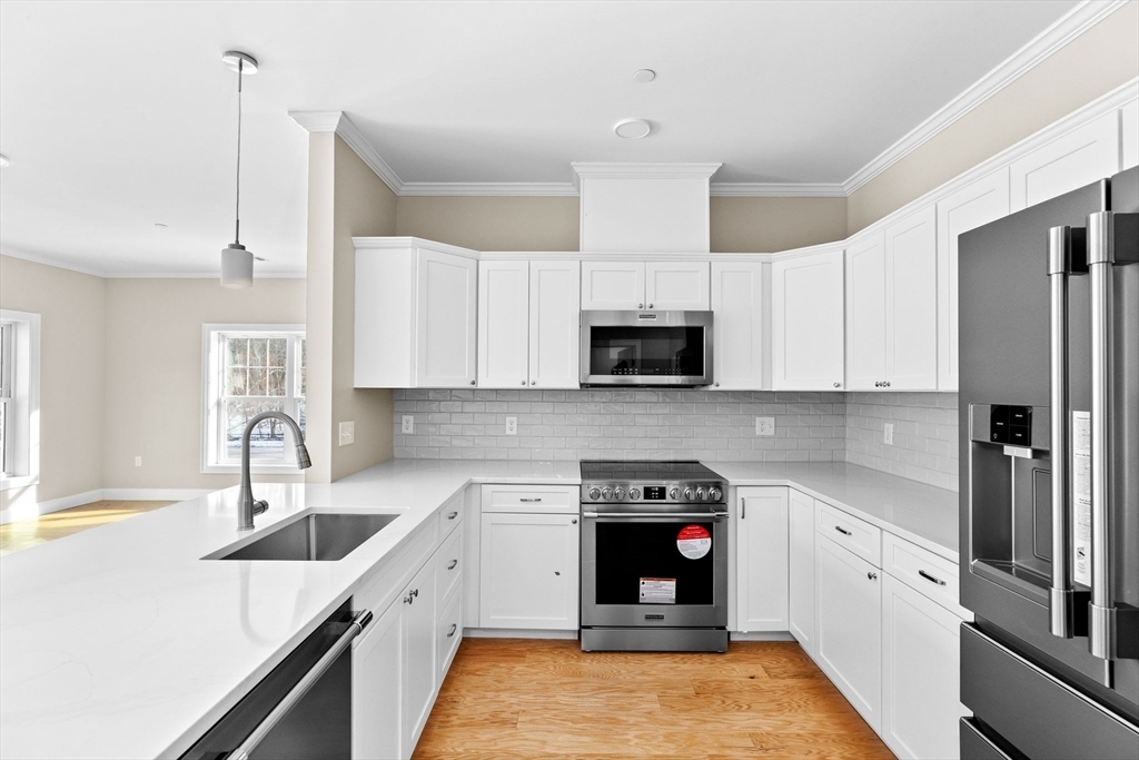 Property Photo: 485 Blue Hills Parkway 21 MA 02186