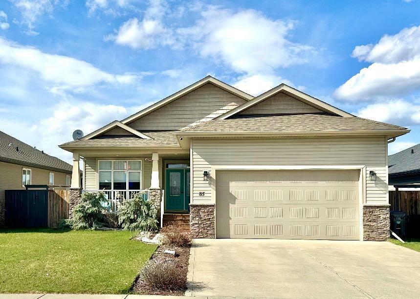 85 Chinook Street  Blackfalds AB T4M 0C1 photo