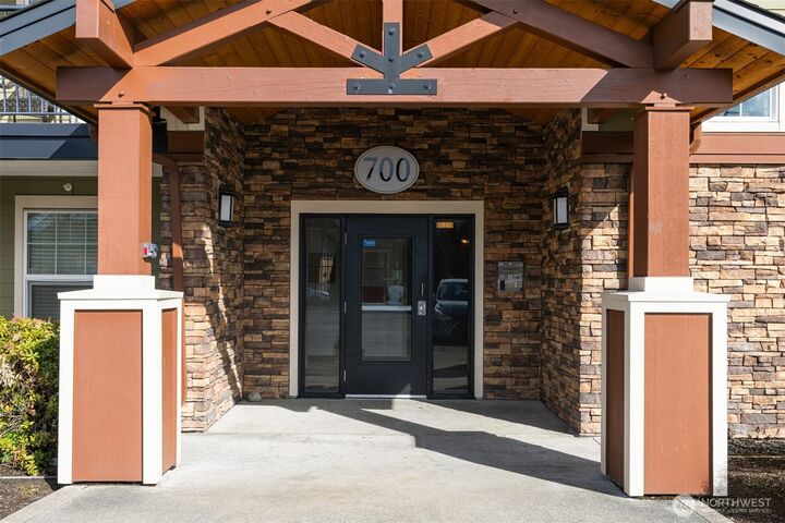Property Photo:  700  32nd Street A305  WA 98225 