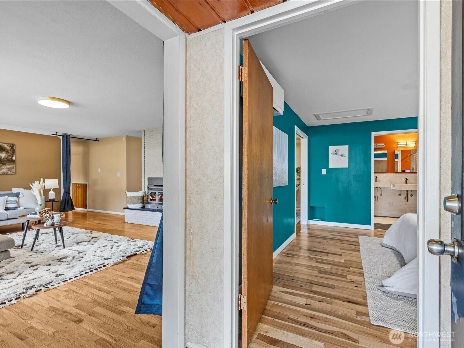 Property Photo:  1718  75th Street SE  WA 98203 