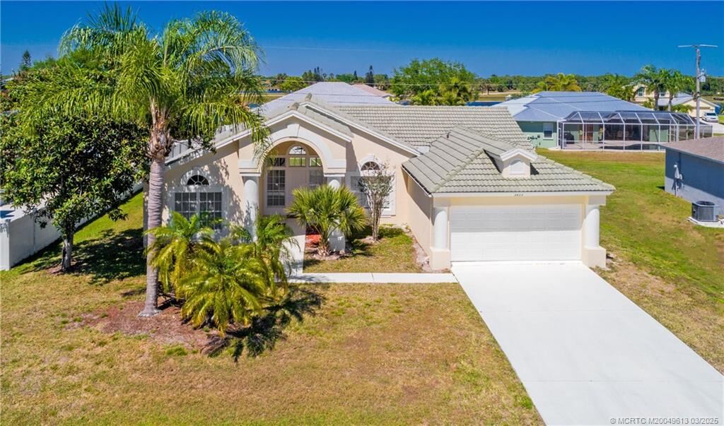 Property Photo:  3433 SE Hart Circle  FL 34984 