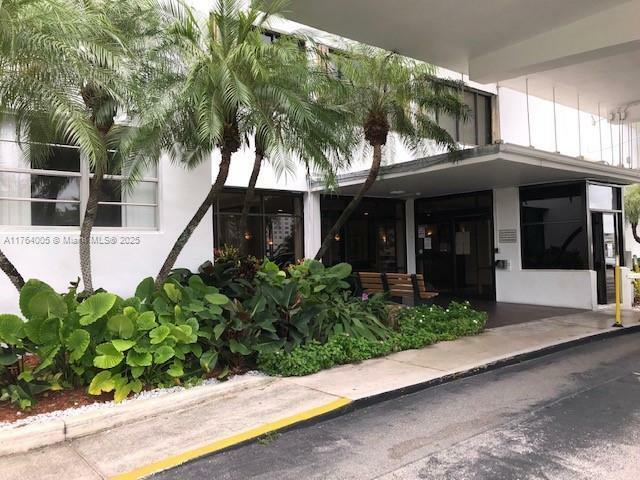 Property Photo: 2801 NE 183rd St 709W FL 33160