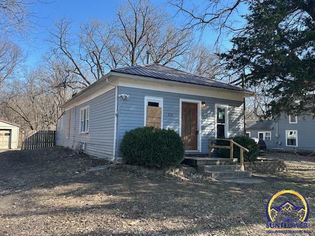 Property Photo: 312 N Kansas St KS 66413