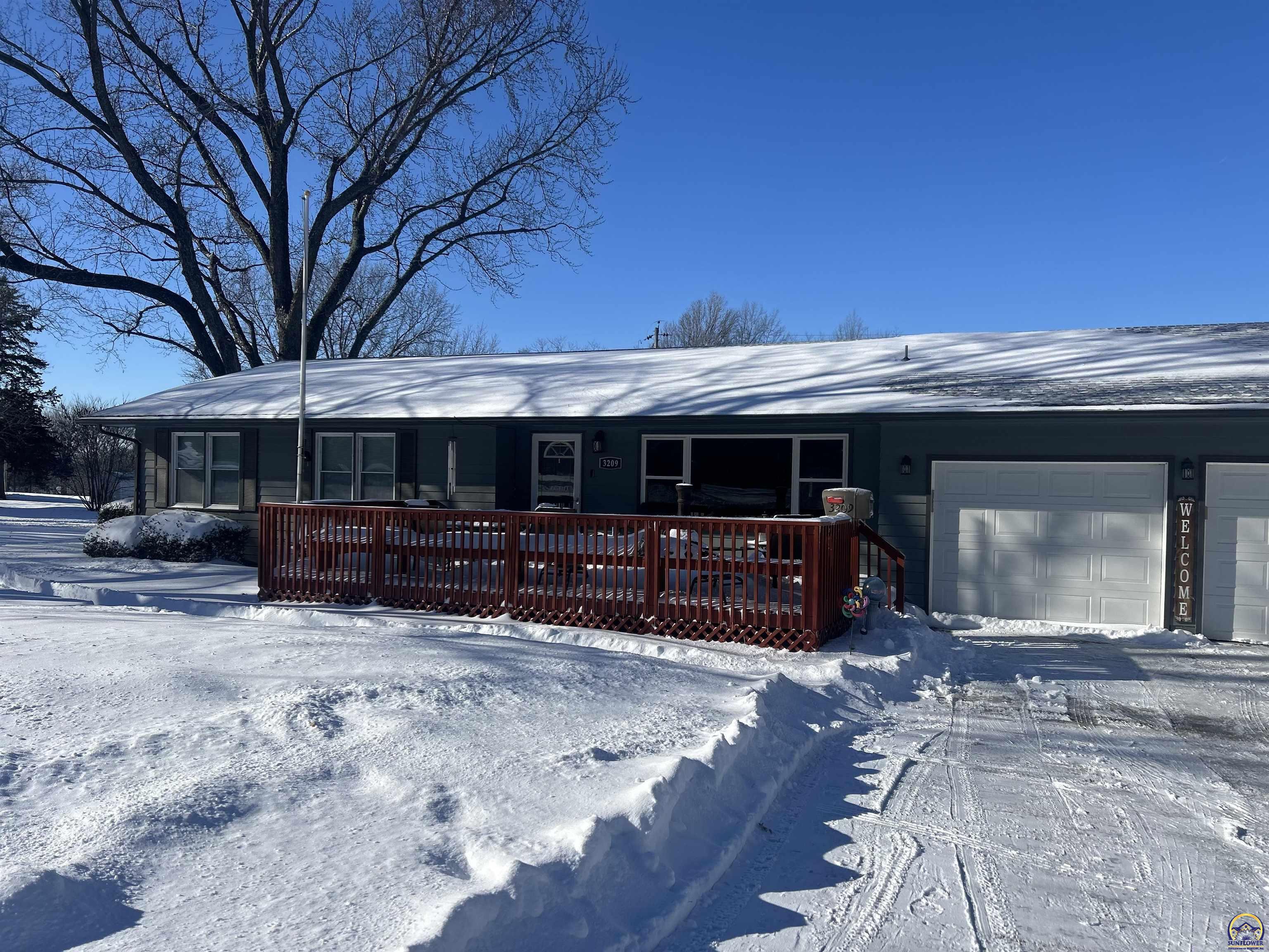 Property Photo: 3209 NW Rochester Rd KS 66617