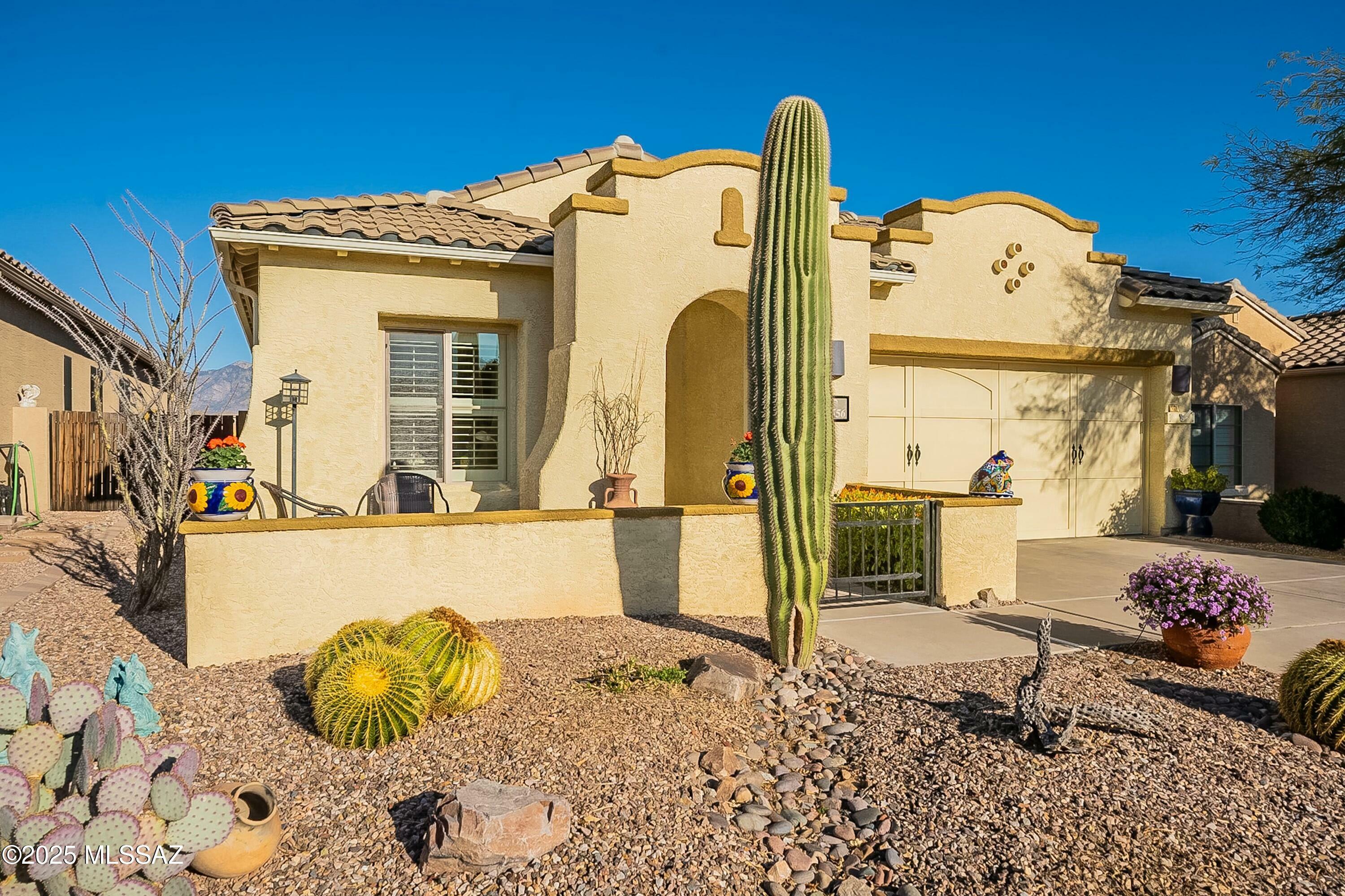 Property Photo:  13556 N Atalaya Way  AZ 85755 