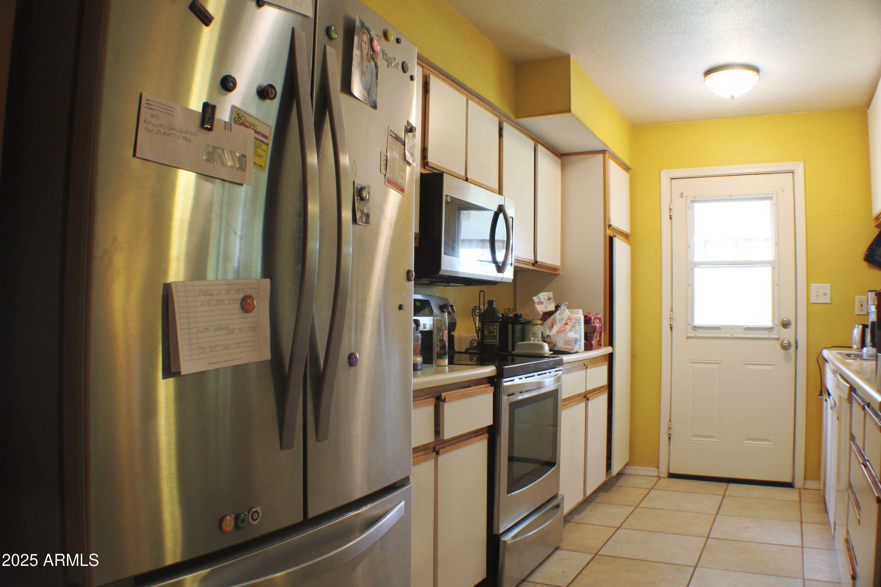 Property Photo: 1309 E Wesleyan Drive AZ 85282