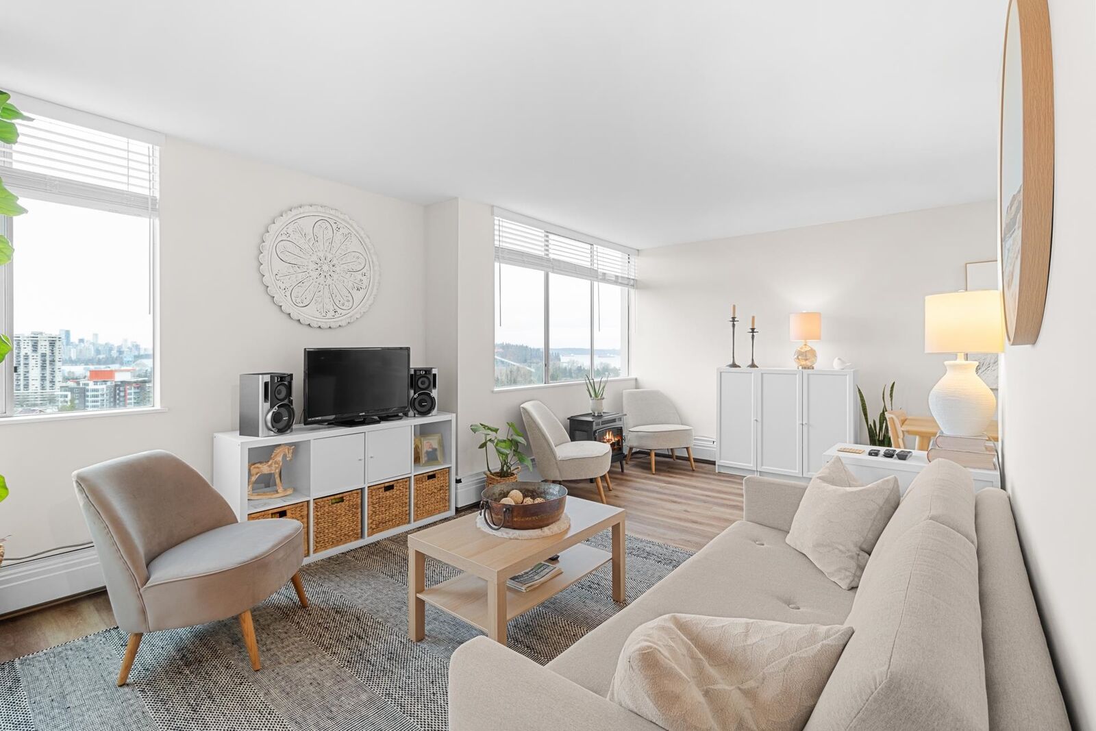 Photo de la propriété:  2004 Fullerton Avenue 1603  BC V7P 3G8 