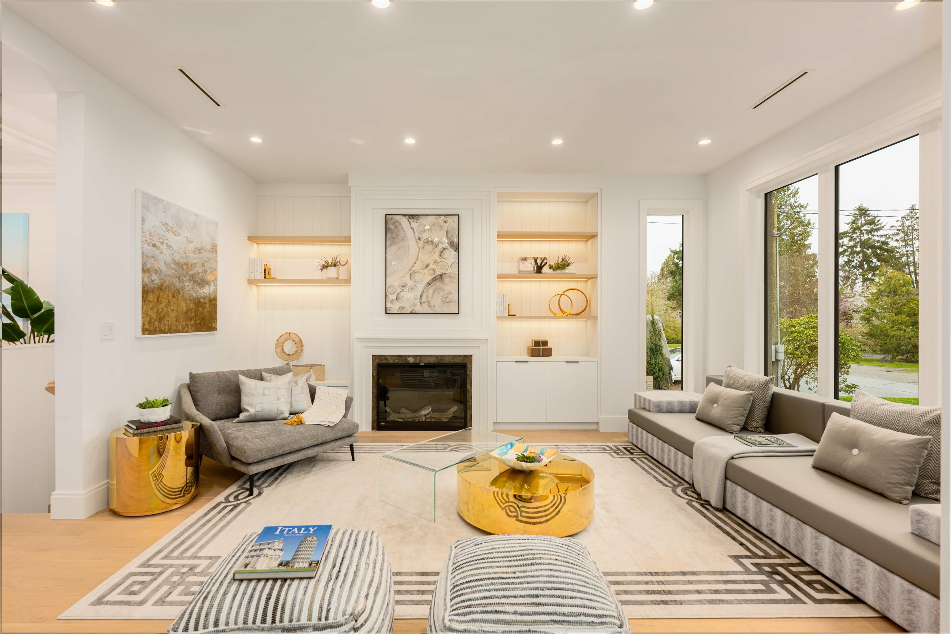 Property Photo: 1493 55 Street BC V4M 3K4