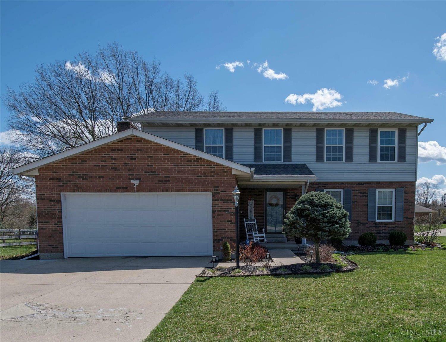 Property Photo: 8136 Surrey Brook Place OH 45069