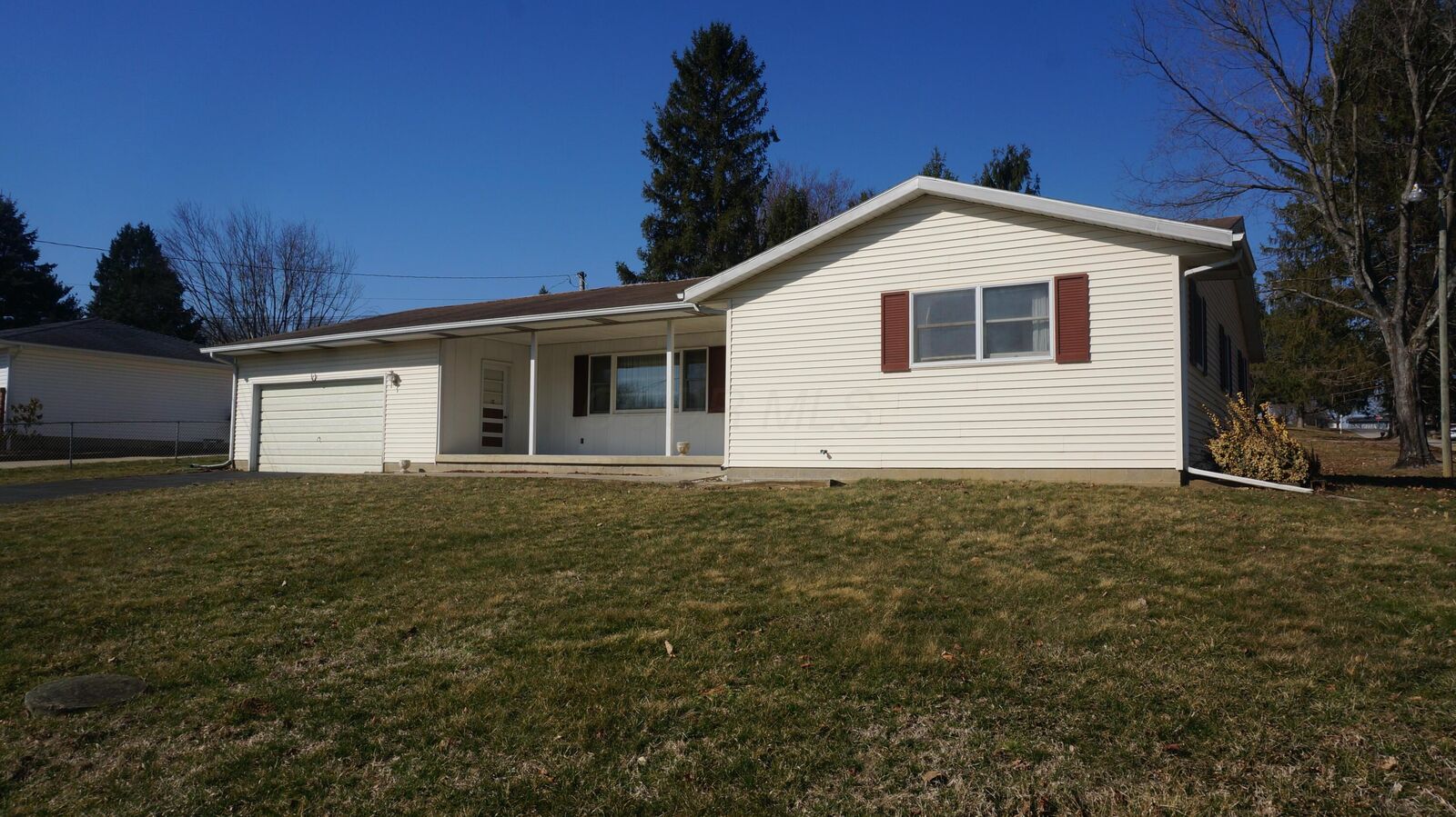 Property Photo: 218 Steven SE Lane OH 43056