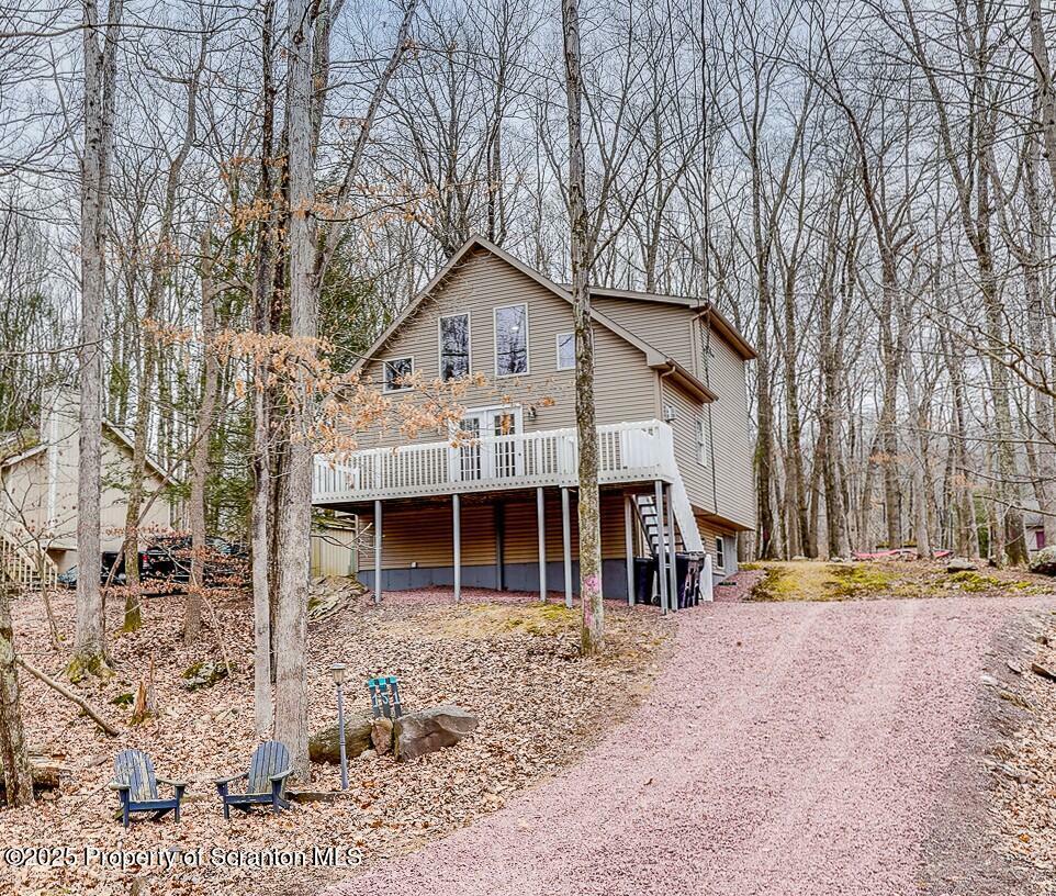 Property Photo: 151 Edge Rock Drive PA 18222