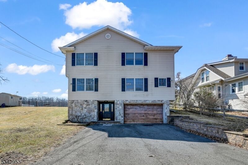 Property Photo: 16 Upper Rainbow Trl NJ 07834