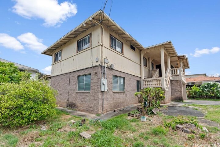 Property Photo: 2548 N School Street HI 96819