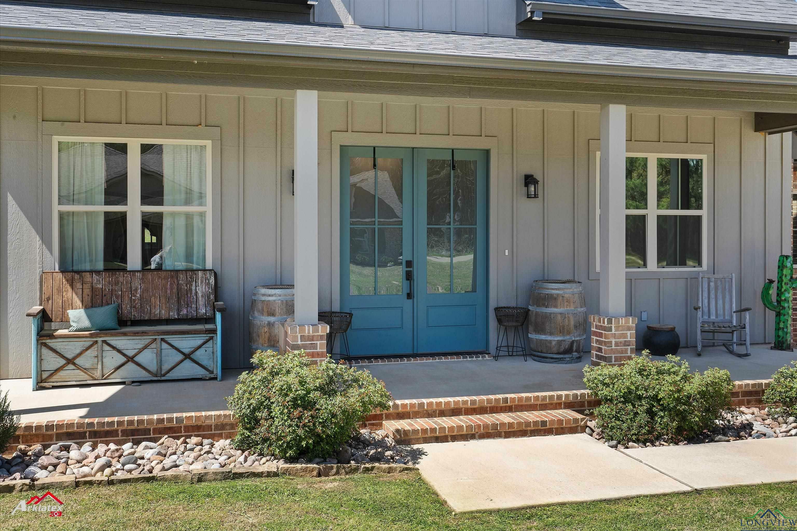 Property Photo: 189 Central School Rd TX 75650-3511