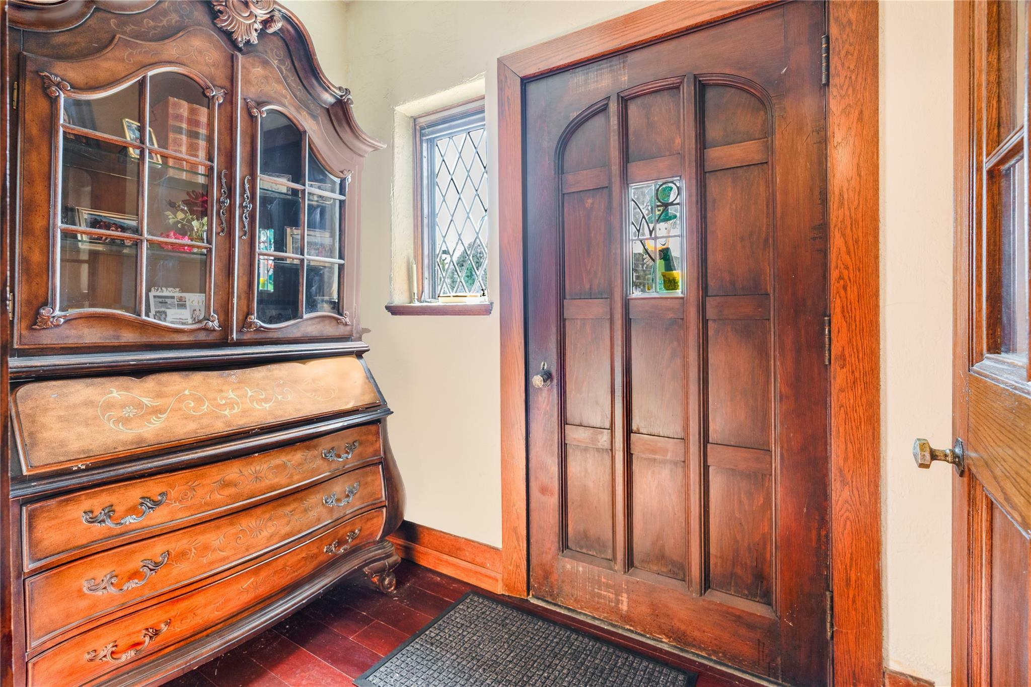 Property Photo:  1430 Riverview Avenue  NY 10566 