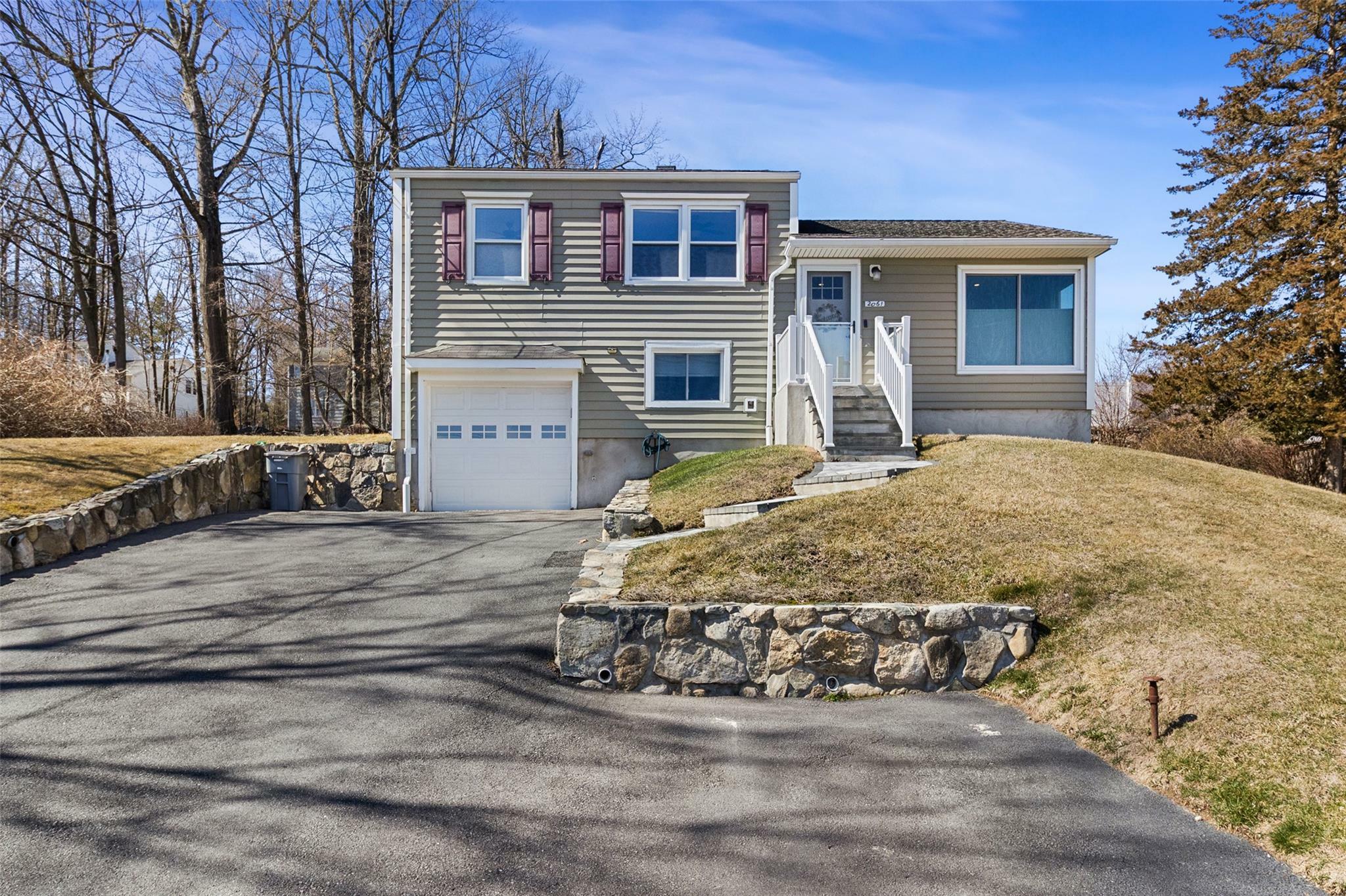 2061 Allan Avenue  Yorktown Heights NY 10598 photo