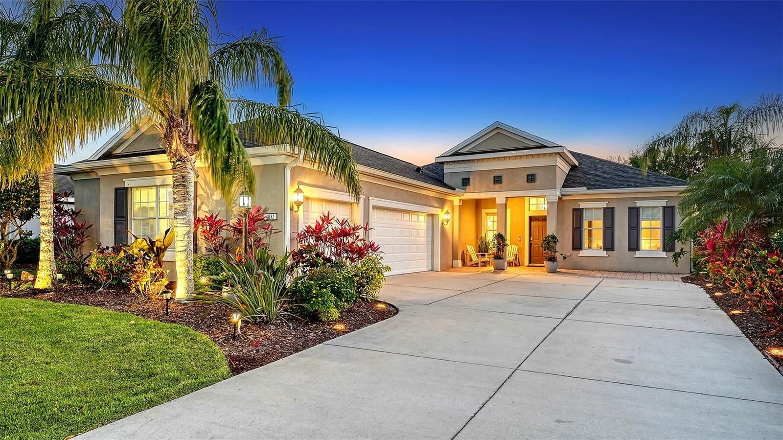 Property Photo: 4832 Boston Common Glen FL 34211